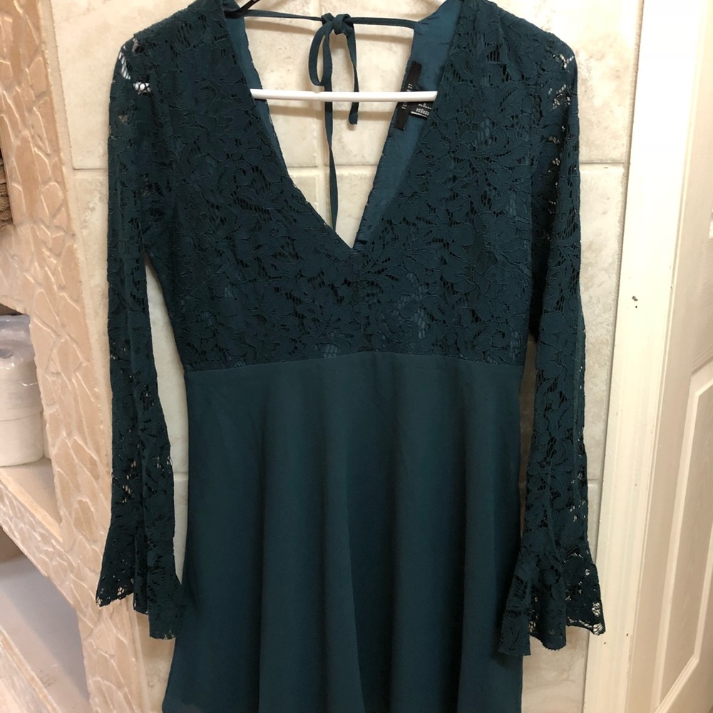 Forever 21 lace dress